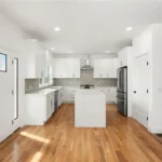 uncropped_scaled_within_1536_1153